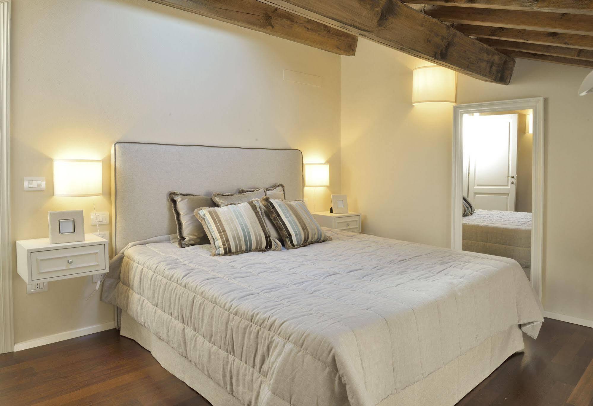 Villa Borri Country Suites 瓦尔的圣卡西亚诺 外观 照片